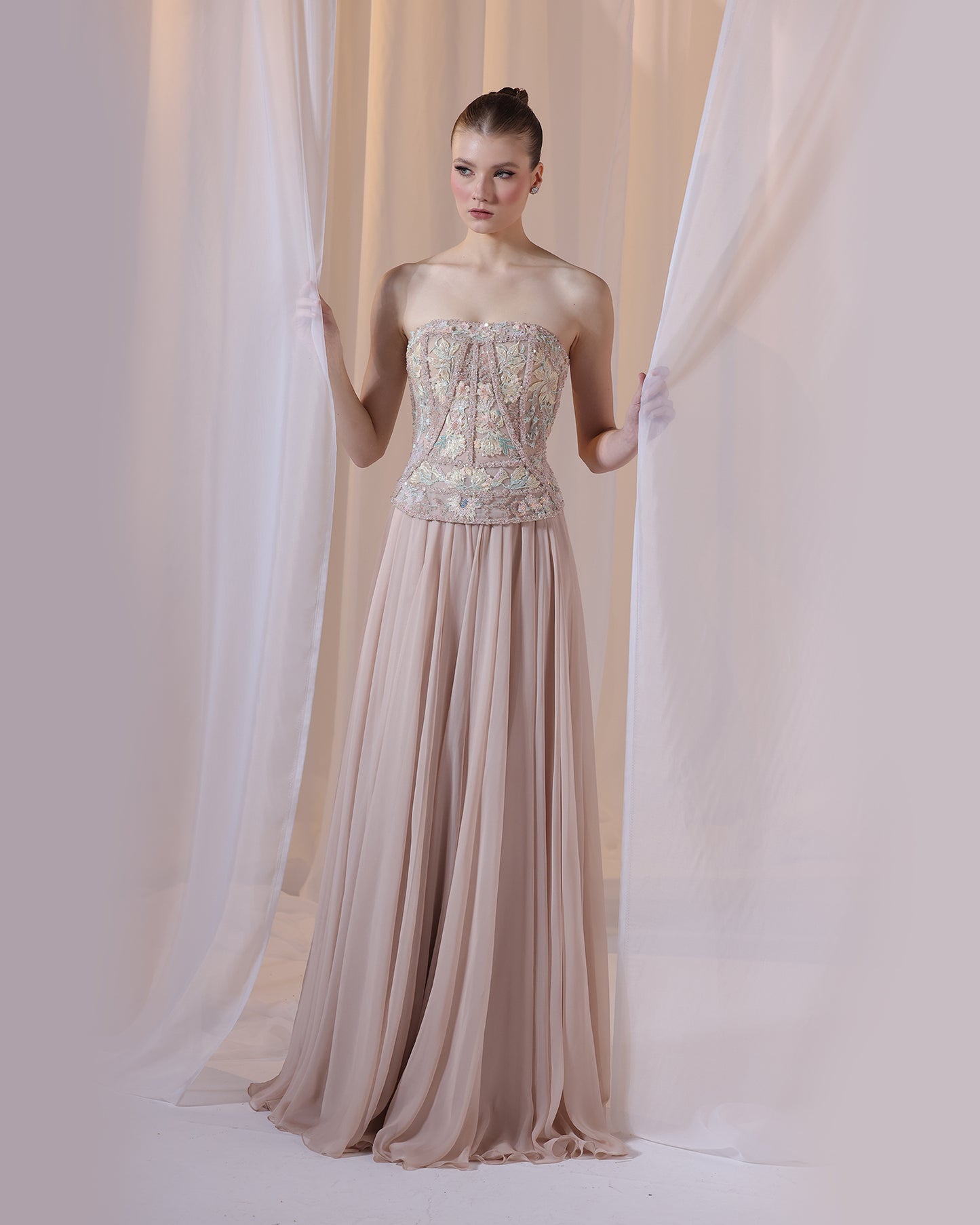 Look 18