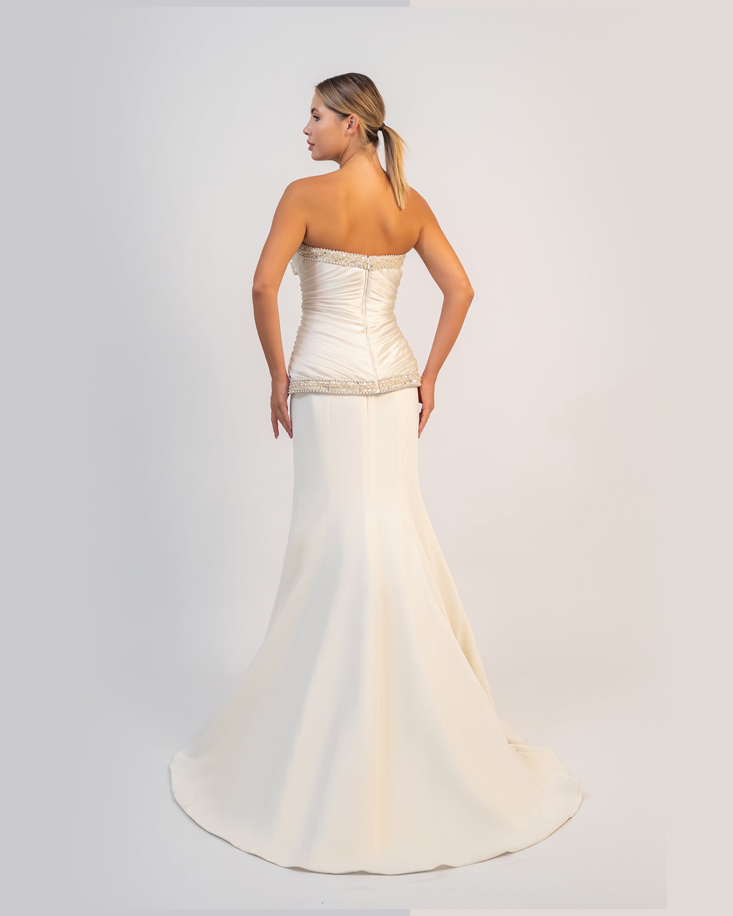 Look 18