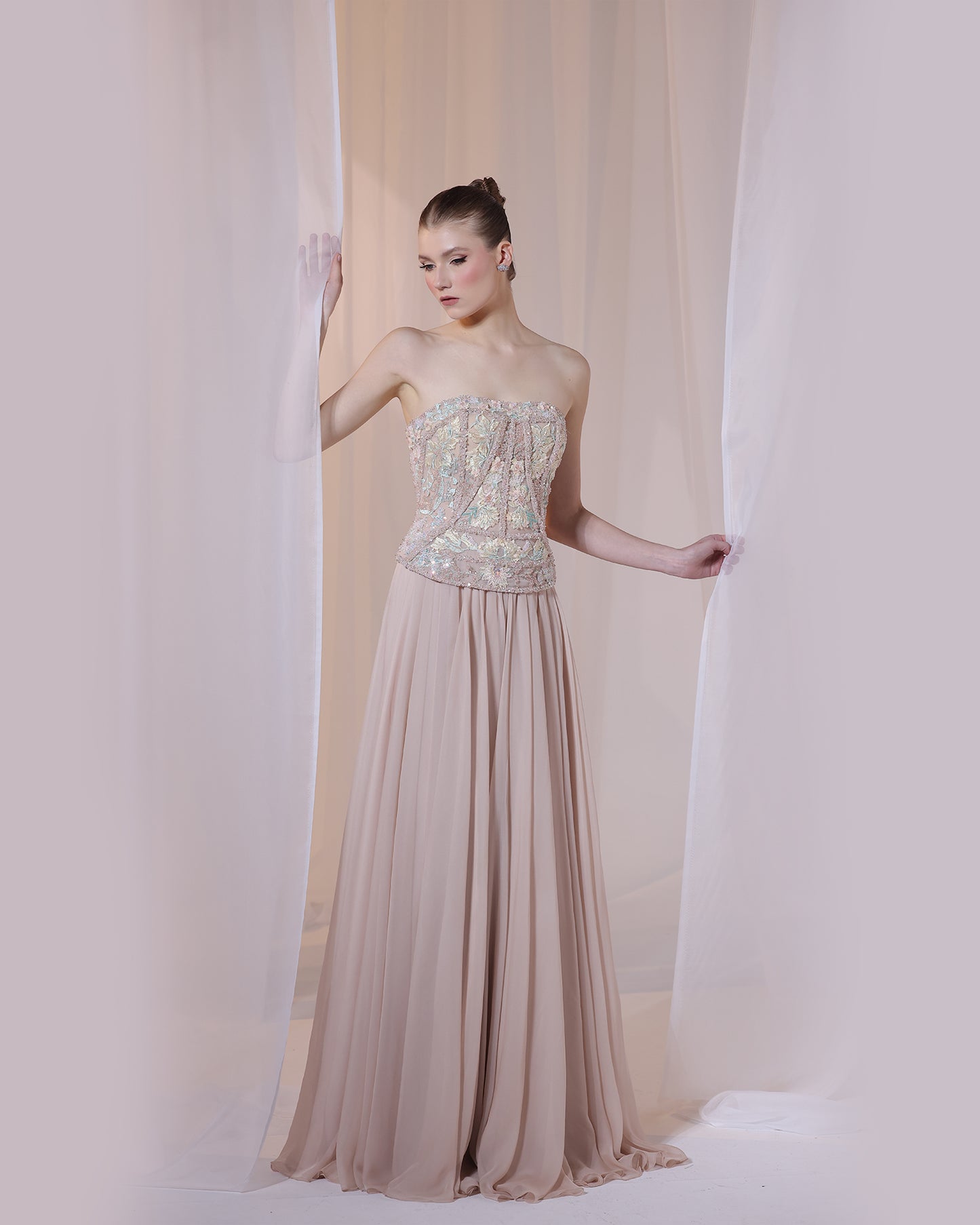 Look 18